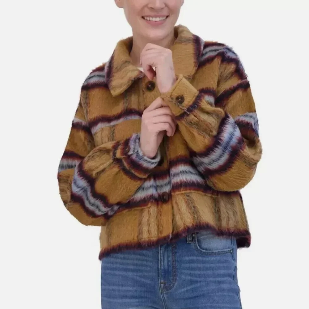 Vigoss Brushed Plaid Crop Button Jacket - Picture 4 of 5